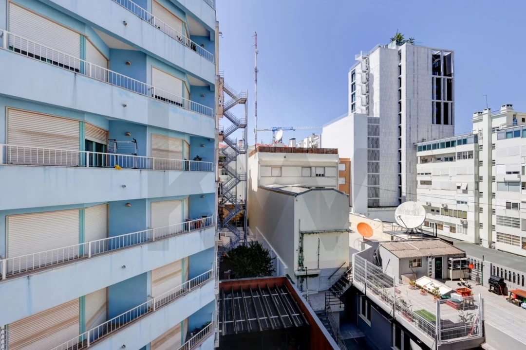 Apartamento T2 para Arrendamento em Avenidas Novas Foto 30