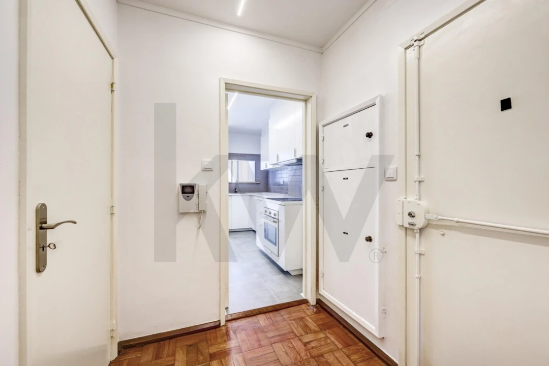 Apartamento T2 para Arrendamento em Avenidas Novas Foto 17