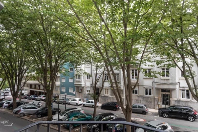 Apartamento T2 para Arrendamento em Avenidas Novas