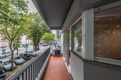 Apartamento T2 para Arrendamento em Avenidas Novas