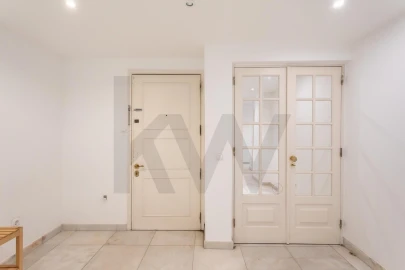Apartamento T2 para Arrendamento em Avenidas Novas