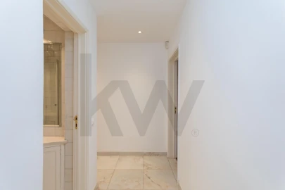 Apartamento T2 para Arrendamento em Avenidas Novas