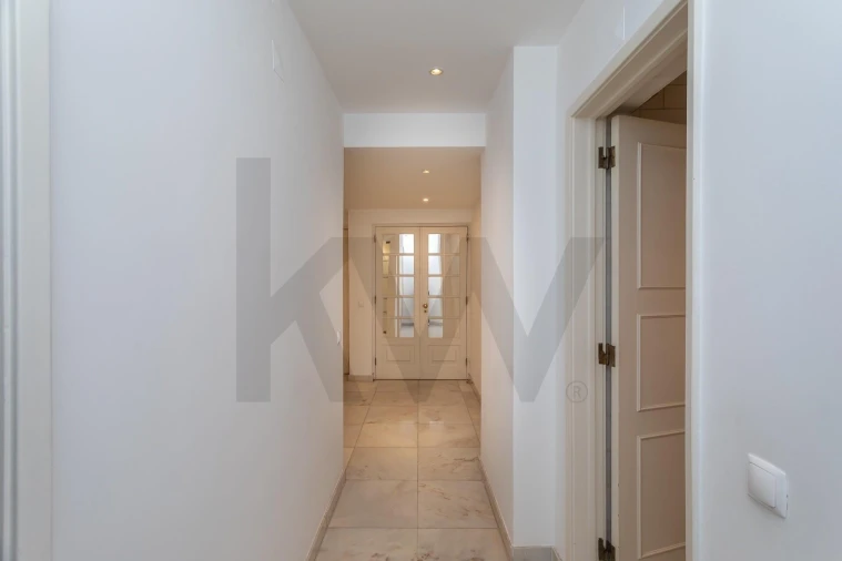 Apartamento T2 para Arrendamento em Avenidas Novas Foto 18