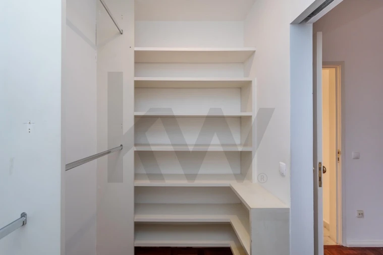 Apartamento T2 para Arrendamento em Avenidas Novas Foto 37