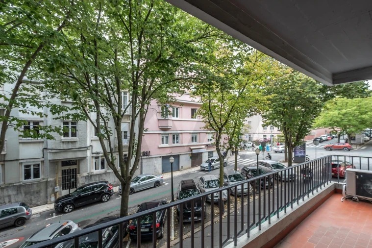 Apartamento T2 para Arrendamento em Avenidas Novas Foto 7