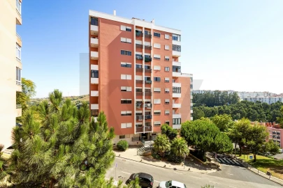 Apartamento T2 para Arrendamento em Cacém e São Marcos