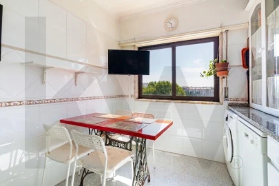 Apartamento T2 para Arrendamento em Cacém e São Marcos