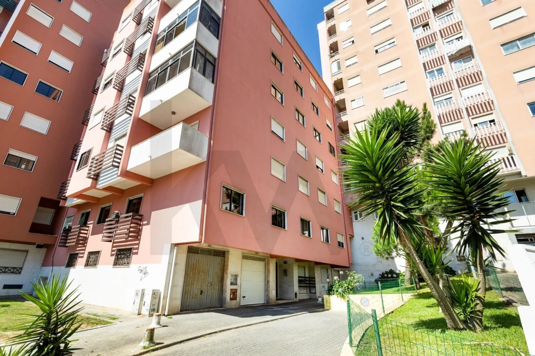 Apartamento T2 para Arrendamento em Cacém e São Marcos Foto 22
