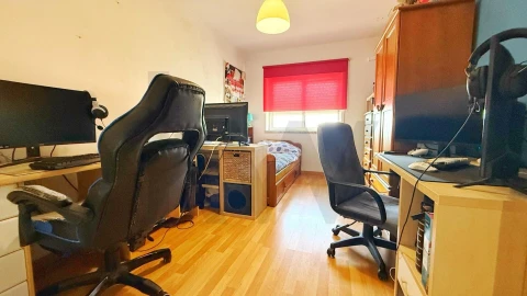 Apartamento T3 para Venda em Corroios