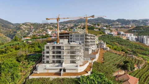 Apartamento T3 para Venda em Estreito de Camara de Lobos