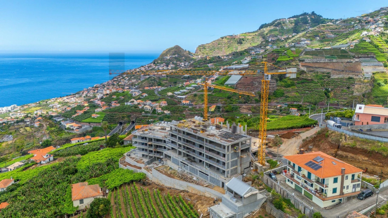 Apartamento T3 para Venda em Camara de Lobos Foto 27
