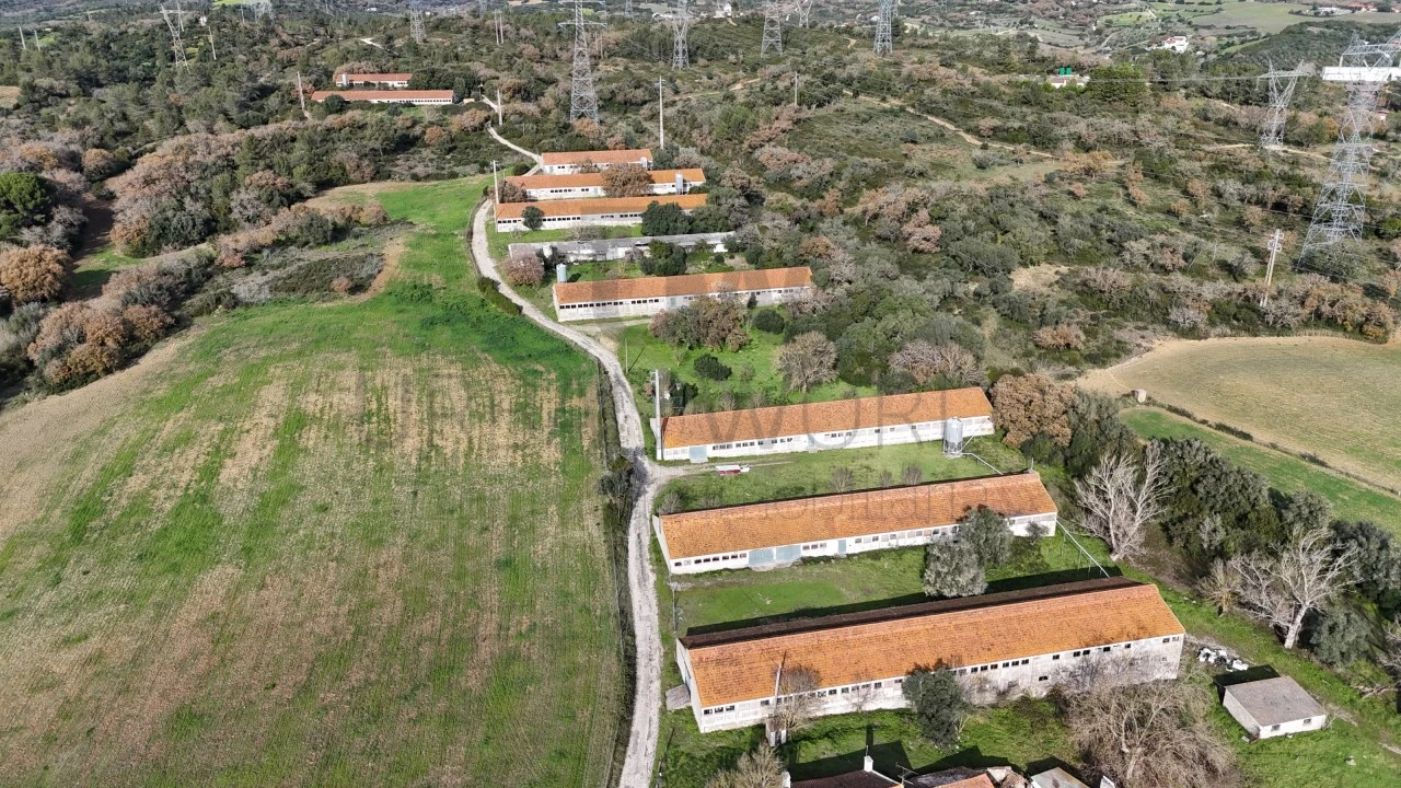 Armazém para Venda em Bucelas Foto 2