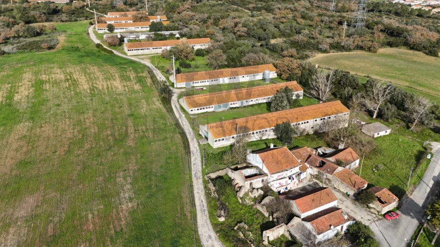 Armazém para Venda em Bucelas