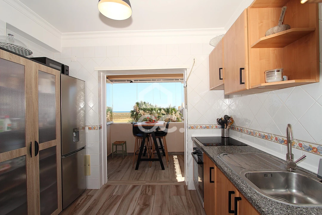 Apartamento T2 para Venda em Armação de Pera Foto 14