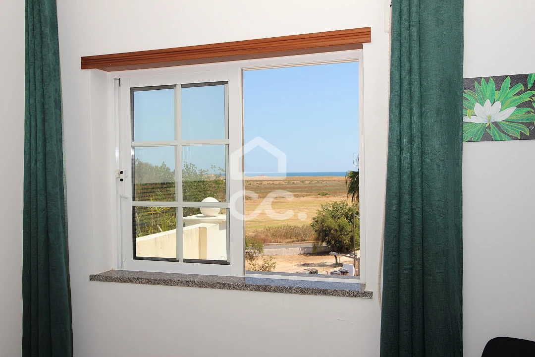 Apartamento T2 para Venda em Armação de Pera Foto 22