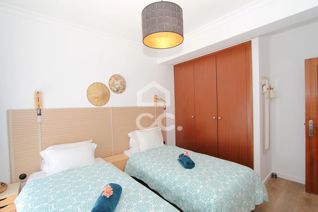 Apartamento T2 para Venda em Armação de Pera Foto 17