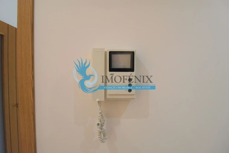 Moradia T3 para Venda em Guia Foto 11