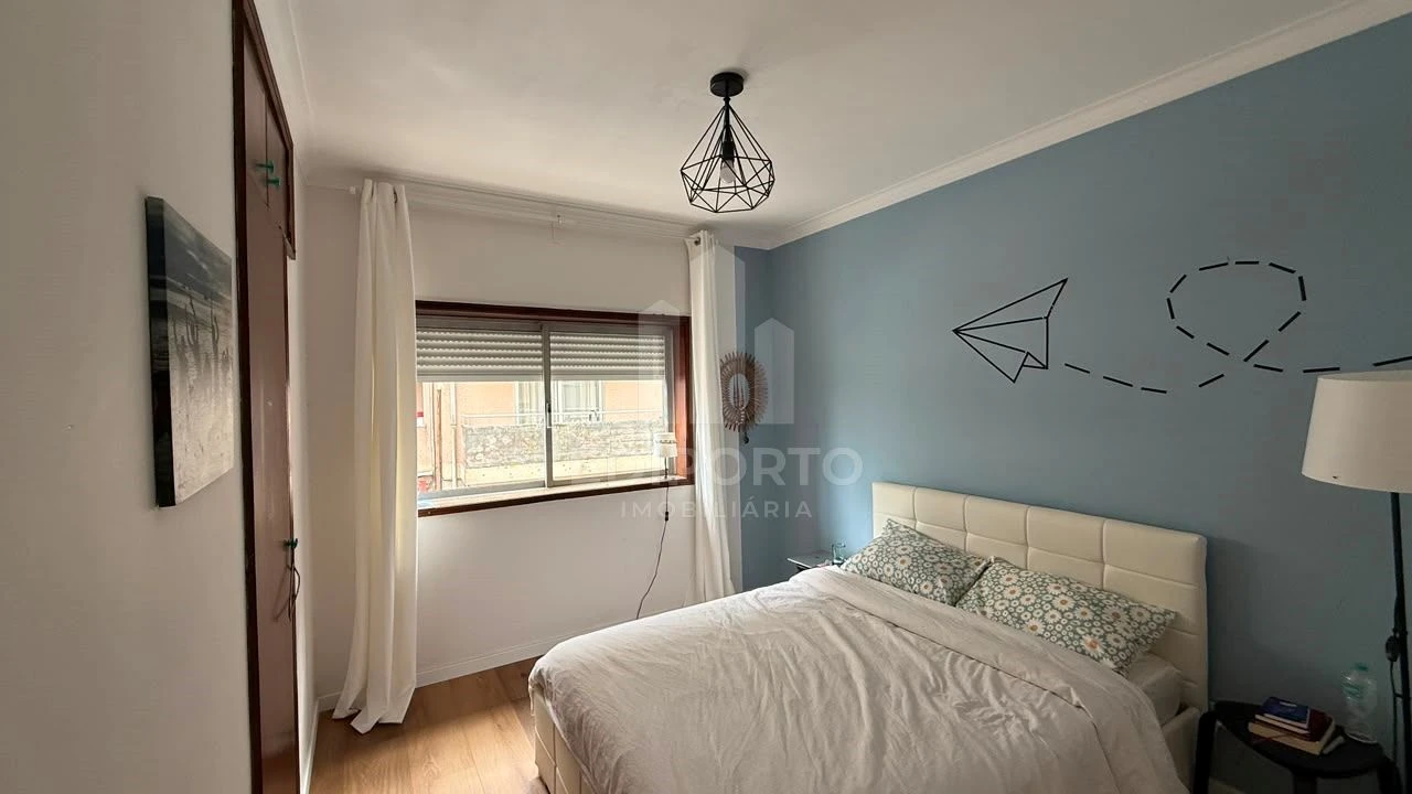 Apartamento T2 para Arrendamento em Santa Marinha Foto 10