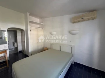 Moradia T2 para Venda em Albufeira e Olhos de Água