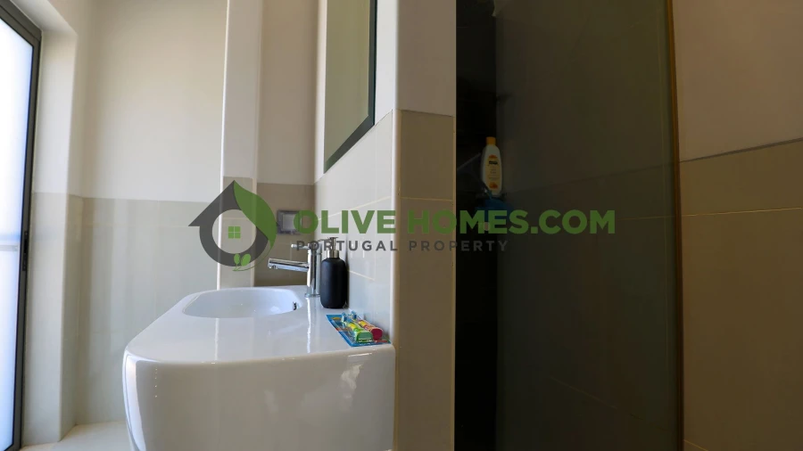Apartamento T2 para Venda em Quarteira Foto 18