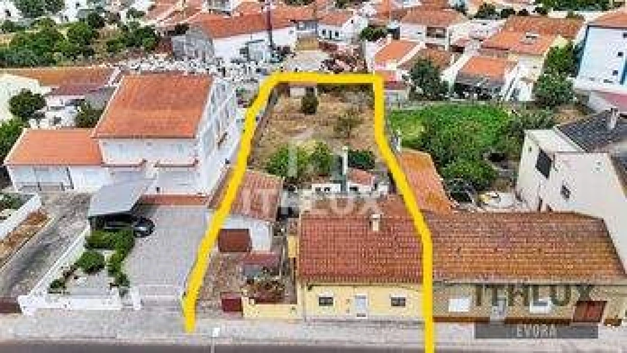 Moradia T2 para Venda em Vendas Novas Foto 2