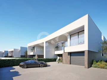 Moradia T4 para Venda em Lagos (São Sebastião e Santa Maria)