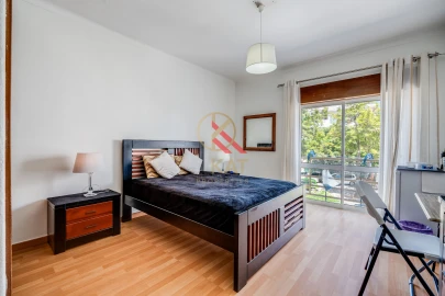 Apartamento T3 para Venda em Lagos (São Sebastião e Santa Maria)