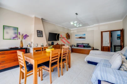 Apartamento T3 para Venda em Lagos (São Sebastião e Santa Maria)