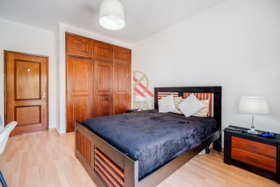 Apartamento T3 para Venda em Lagos (São Sebastião e Santa Maria)