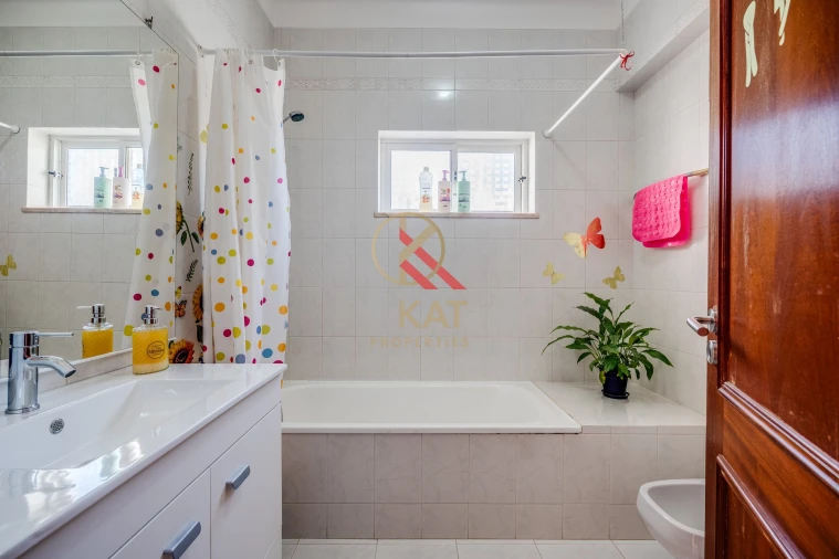 Apartamento T3 para Venda em Lagos (São Sebastião e Santa Maria) Foto 18
