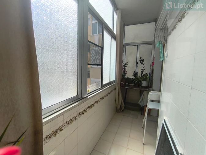 Apartamento T2 para Venda em Ajuda Foto 9