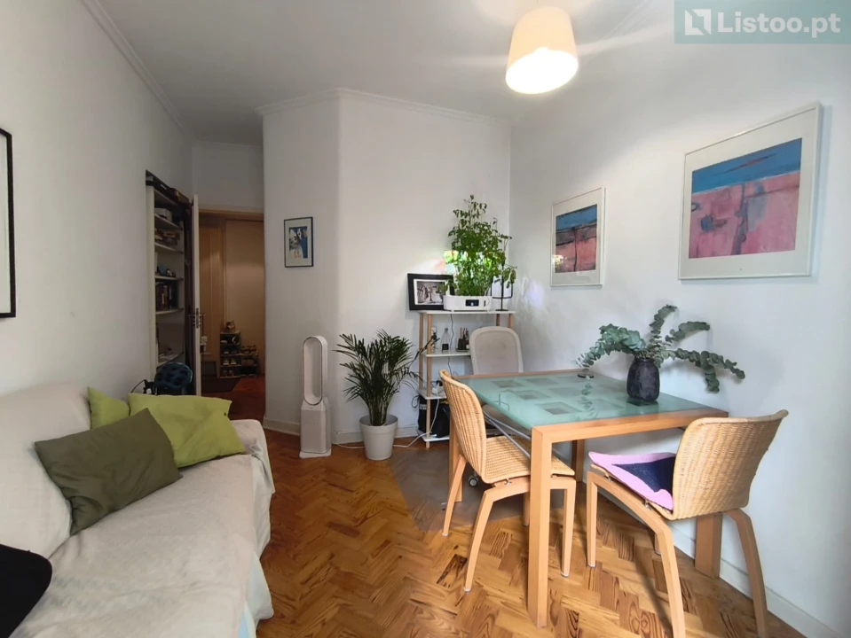 Apartamento T2 para Venda em Ajuda Foto 3