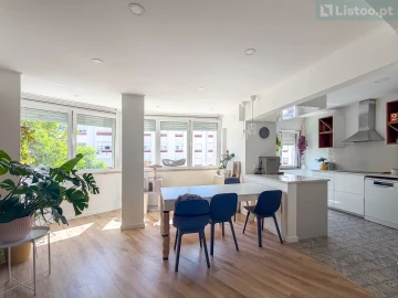 Apartamento T3 para Venda em Algés, Linda-A-Velha e Cruz Quebrada-Dafundo