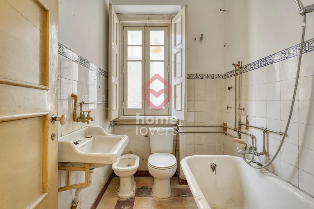 Apartamento T3 para Venda em Areeiro Foto 16