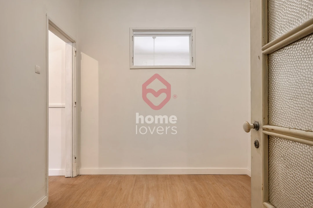 Apartamento T3 para Venda em Areeiro Foto 7