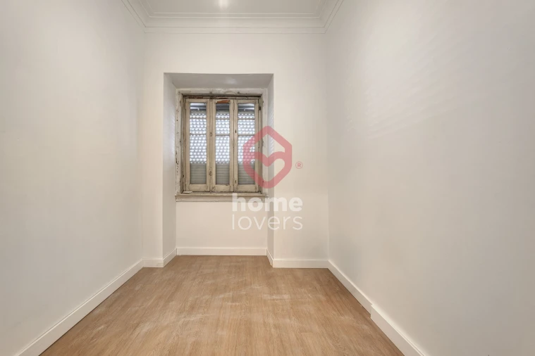 Apartamento T3 para Venda em Areeiro Foto 4
