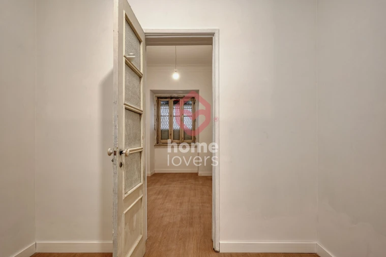 Apartamento T3 para Venda em Areeiro Foto 6