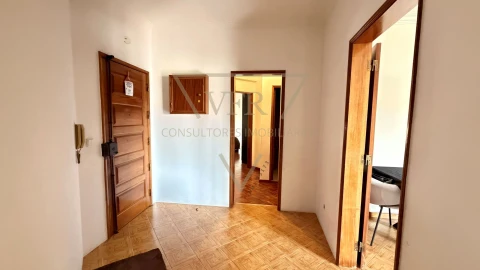 Apartamento T2 para Venda em Rio de Mouro
