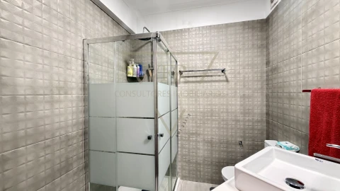 Apartamento T2 para Venda em Rio de Mouro