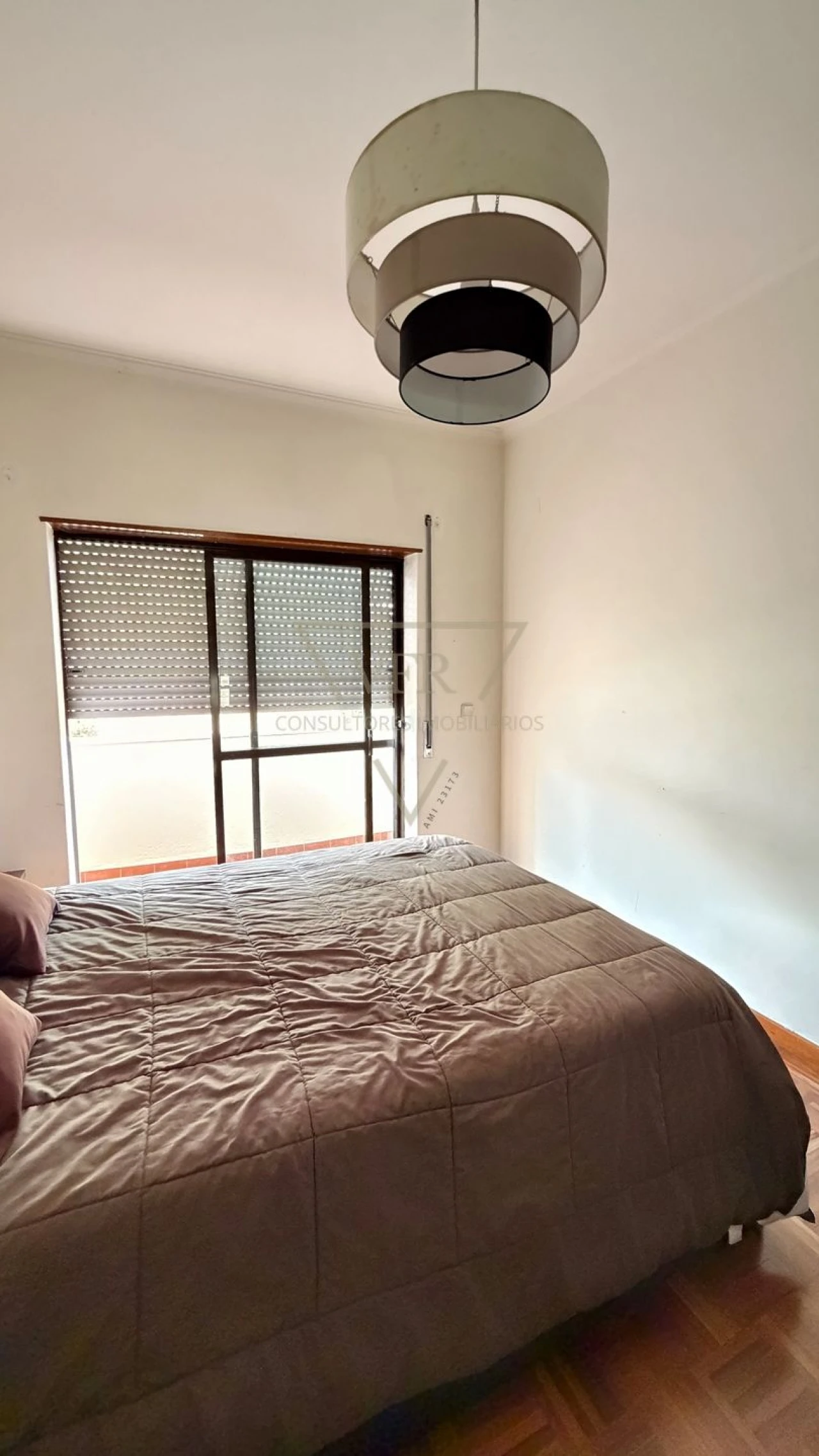 Apartamento T2 para Venda em Rio de Mouro Foto 19