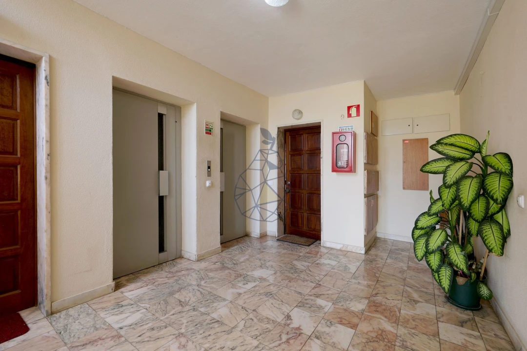 Apartamento T3 para Venda em Portimão Foto 34