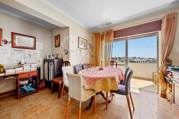 Apartamento T3 para Venda em Portimão Foto 6