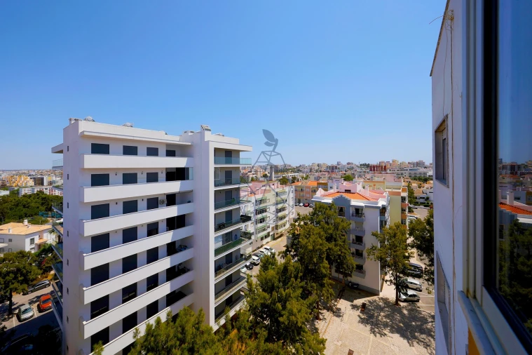 Apartamento T3 para Venda em Portimão Foto 13