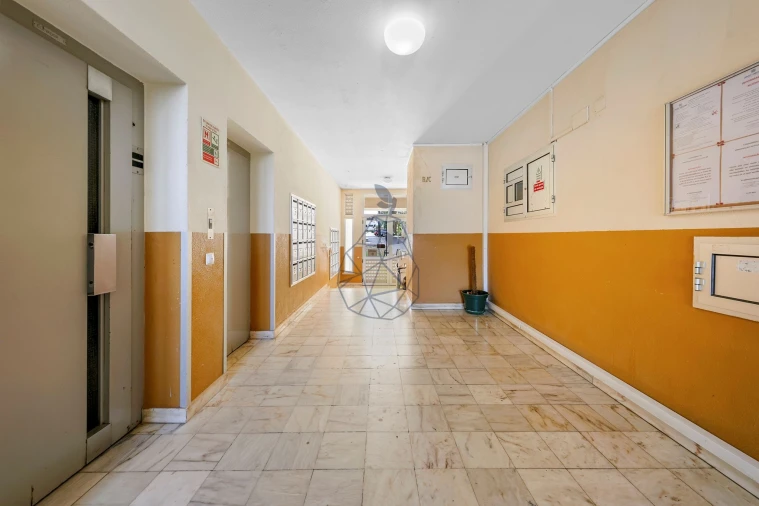 Apartamento T3 para Venda em Portimão Foto 35