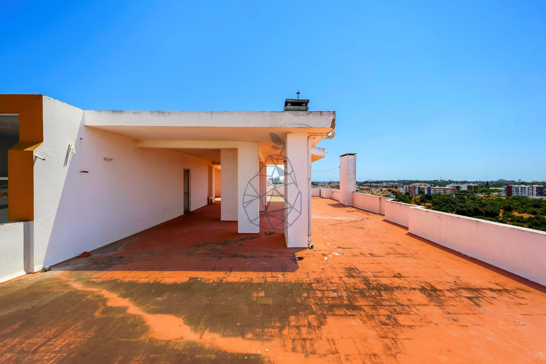 Apartamento T3 para Venda em Portimão Foto 39