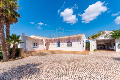 Moradia T3 para Venda em Lagos (São Sebastião e Santa Maria)