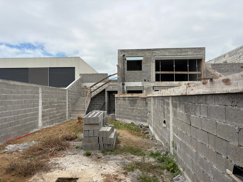 Apartamento T2 para Venda em Cabouco Foto 4
