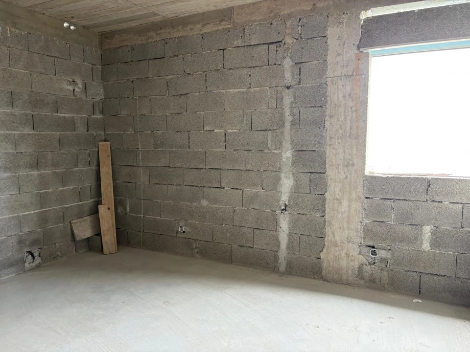 Apartamento T2 para Venda em Cabouco Foto 8