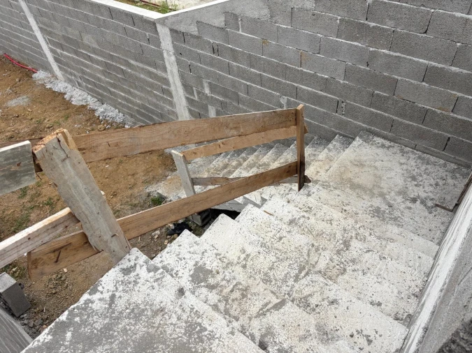 Apartamento T2 para Venda em Cabouco Foto 6