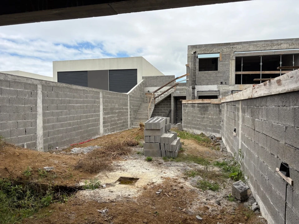 Apartamento T2 para Venda em Cabouco Foto 2